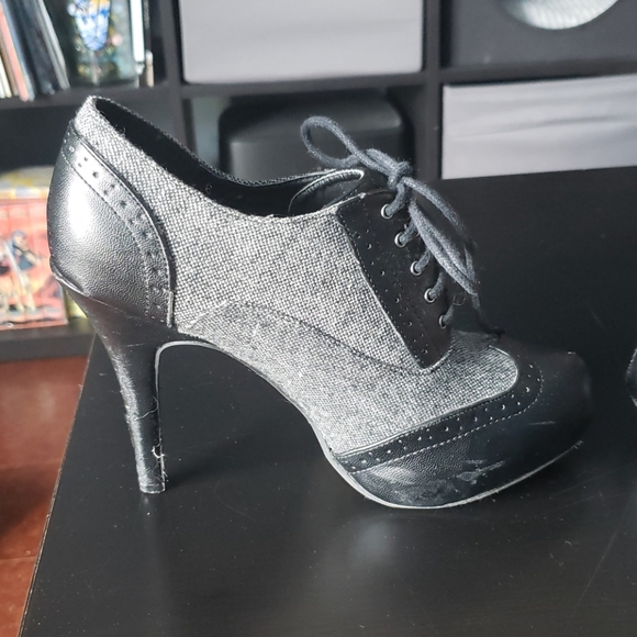 Le Chateau pin up style heels Sz 7.5 - Picture 4 of 9